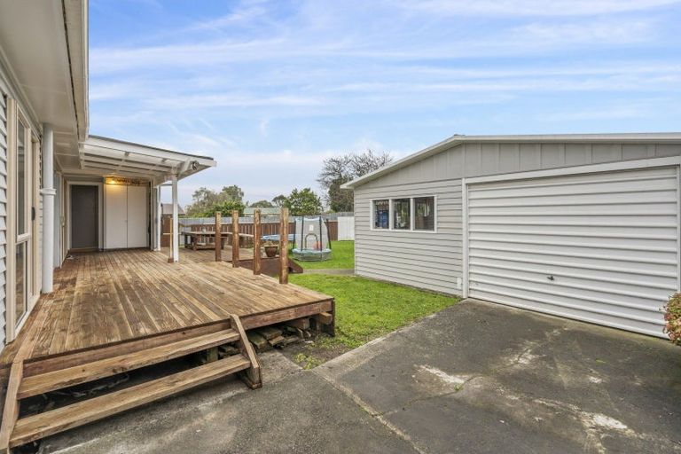 Photo of property in 106a Mako Mako Road, Levin, 5510