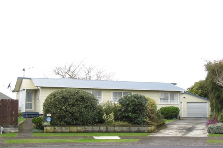 Photo of property in 17 Jade Place, Bell Block, New Plymouth, 4312