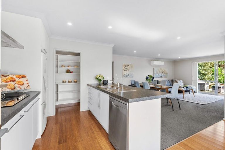 Photo of property in 11 Patu Way, Patumahoe, Pukekohe, 2679