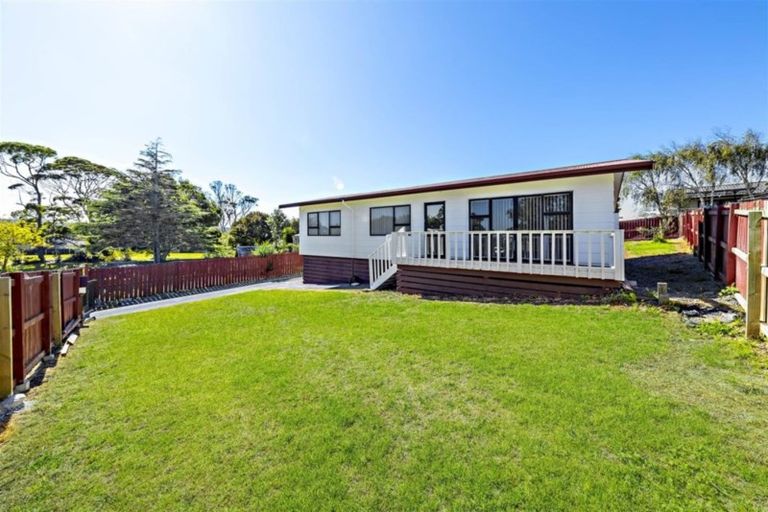 Photo of property in 3 Topaz Place, Wiri, Auckland, 2104