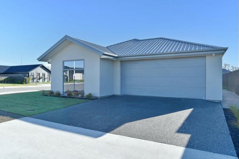 Photo of property in 1 Sills Street, Woodend, 7610