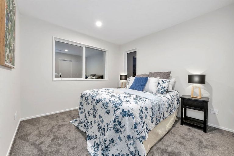 Photo of property in 15 Catalina Avenue, Rosehill, Papakura, 2113