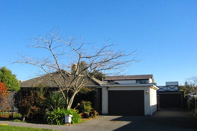 Photo of property in 1/4 Opihi Street, Cracroft, Christchurch, 8025