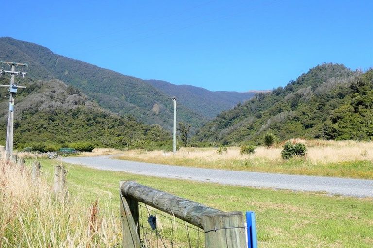 Photo of property in 19 Prospector Place, Barrytown, Runanga, 7873