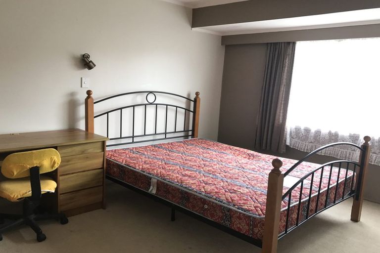 Photo of property in 2/34 Wallace Road, Papatoetoe, Auckland, 2025