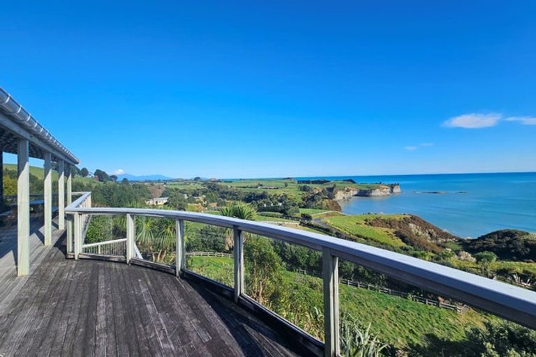Photo of property in Pukearuhe Road, Waiiti, Urenui, 4377