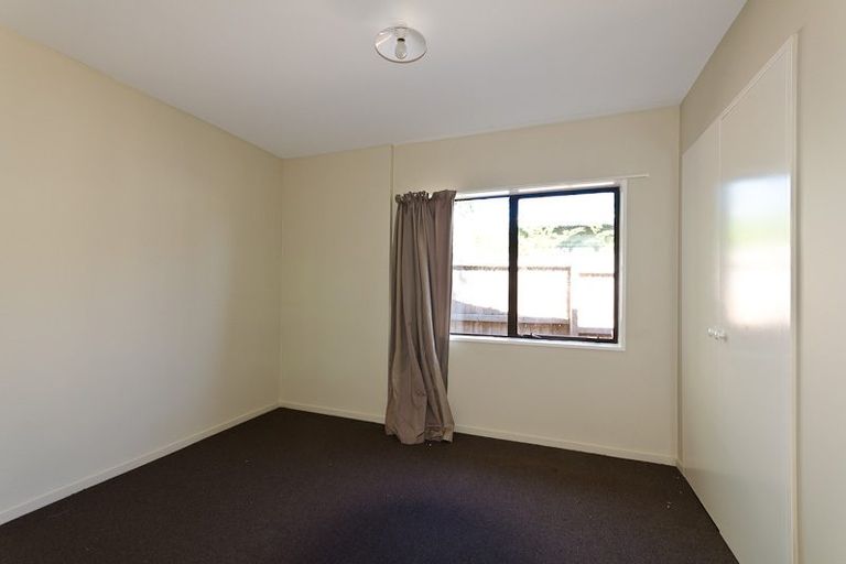 Photo of property in 5 Auburn Avenue, Upper Riccarton, Christchurch, 8041