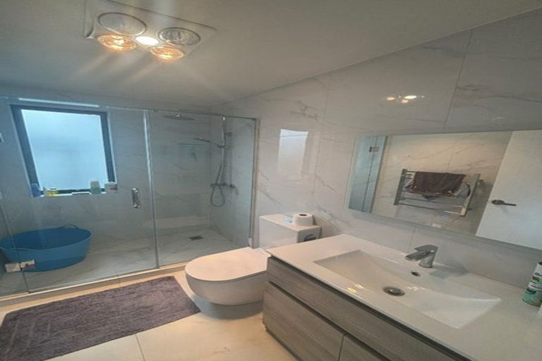 Photo of property in 53 Sunnyheights Road, Orewa, 0931