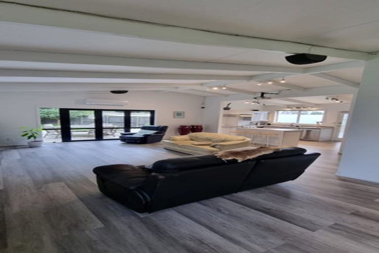 Photo of property in 3a Rosehill Drive, Rosehill, Papakura, 2113