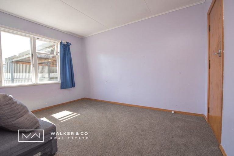 Photo of property in 14 Totara Street, Wainuiomata, Lower Hutt, 5014