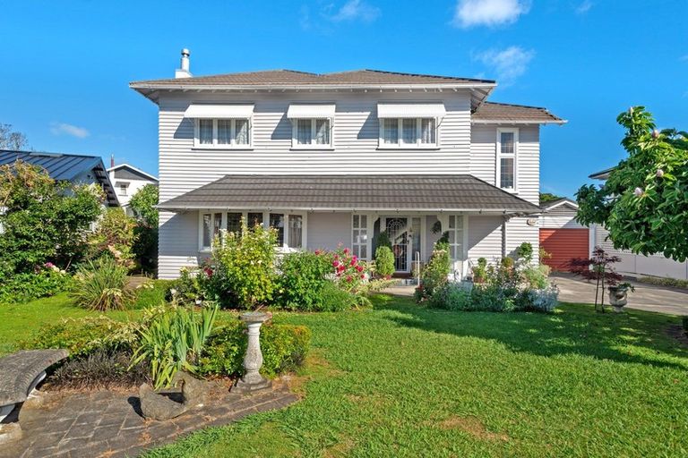 Photo of property in 89 Esplanade, Kaiti, Gisborne, 4010