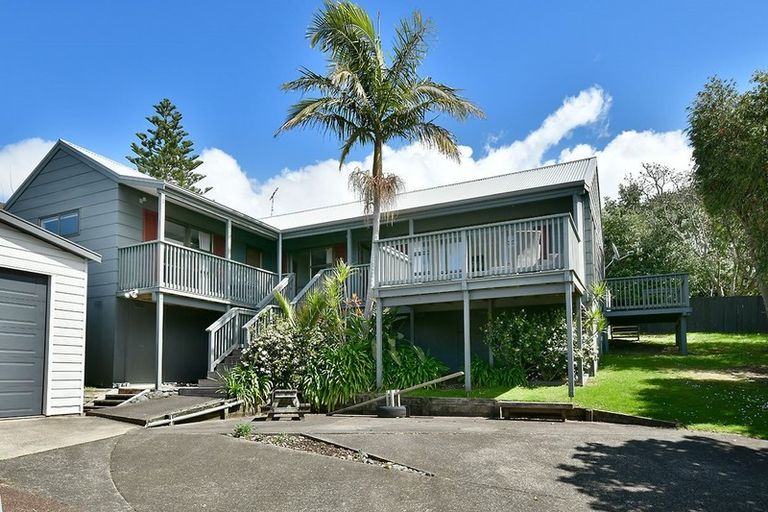 Photo of property in 59 Elliston Crescent, Stanmore Bay, Whangaparaoa, 0932