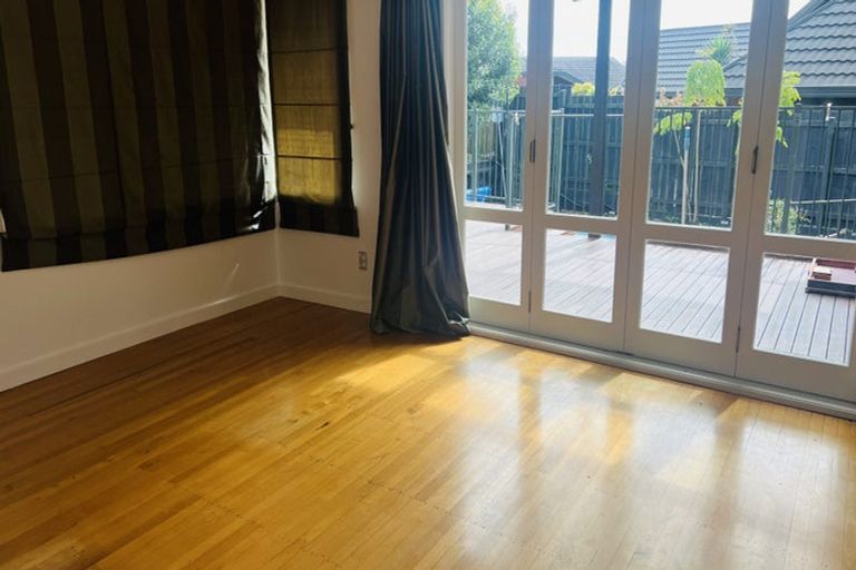 Photo of property in 14 Cloverly Crescent, Campbells Bay, Auckland, 0630