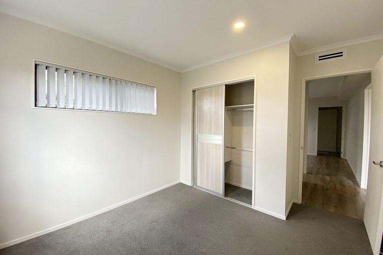 Photo of property in 31 Carrickdawson Drive, Flat Bush, Auckland, 2019