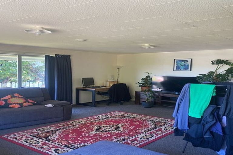 Photo of property in 19 Crystal Place, Pukehangi, Rotorua, 3015