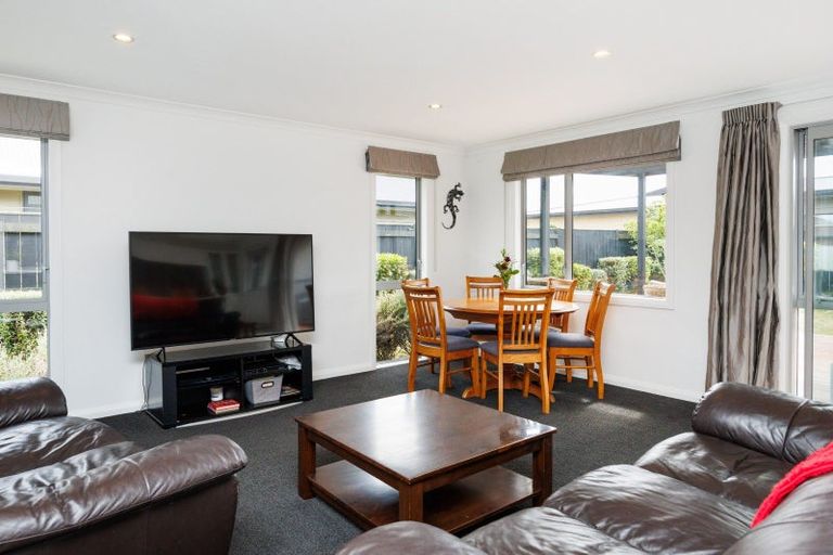 Photo of property in 5 Morocco Terrace, Kelvin Grove, Palmerston North, 4414
