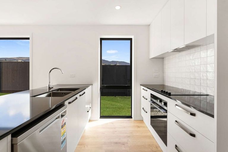 Photo of property in 77 Magnum Drive, Cromwell, 9310