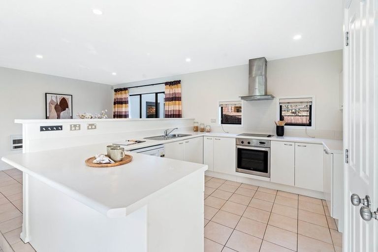 Photo of property in 8 Edmund Storr Road, Halswell, Christchurch, 8025