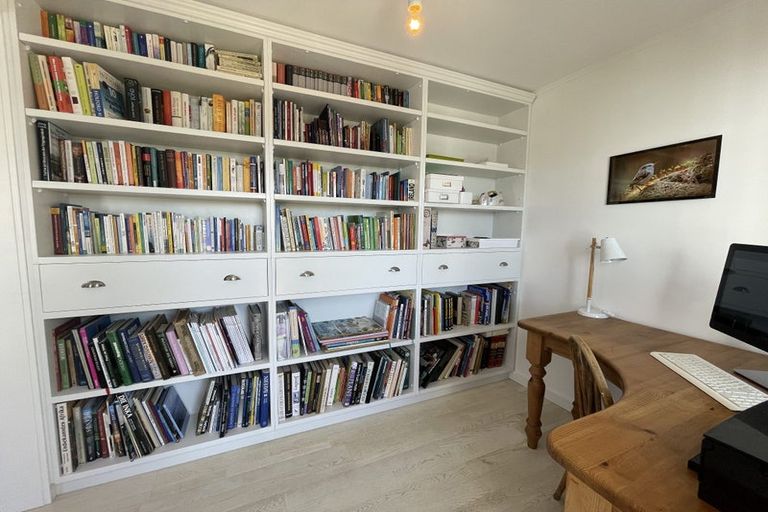 Photo of property in 164 Neudorf Road, Upper Moutere, 7175