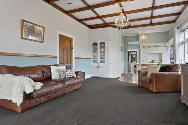 Photo of property in 27 Princes Street, Cambridge, 3434