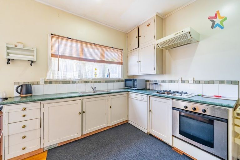 Photo of property in 40 Bell Road, Waiwhetu, Lower Hutt, 5010