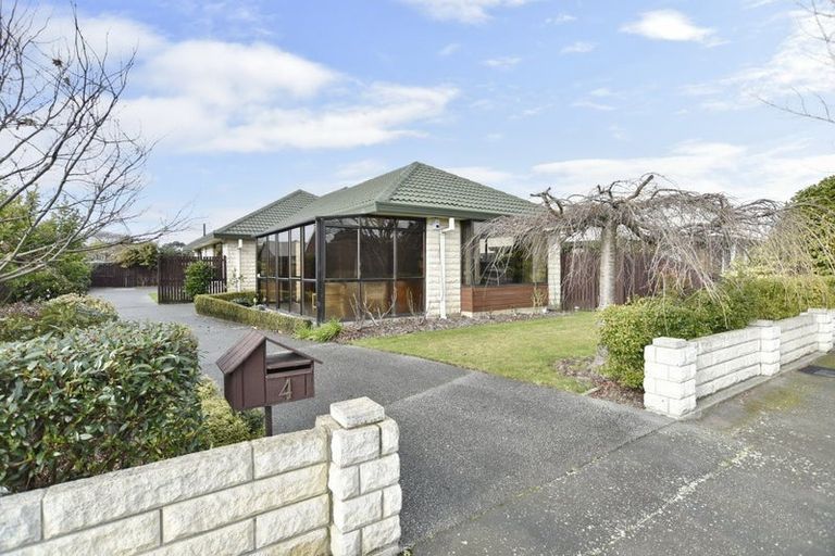 Photo of property in 4 Clotilda Place, Bishopdale, Christchurch, 8053