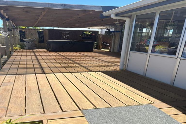 Photo of property in 31 Hutchins Street, Waitara, 4320