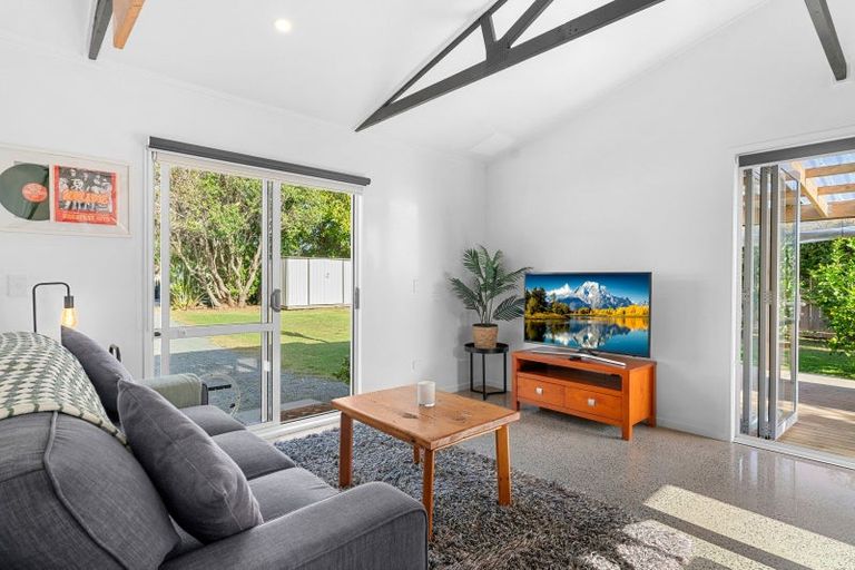 Photo of property in 74 Jack Boyd Drive, Mangawhai Heads, Mangawhai, 0573