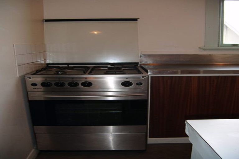 Photo of property in 13 Henry Street, Kilbirnie, Wellington, 6022