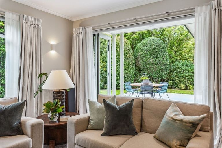 Photo of property in 3 Southleigh, Raumati South, Paraparaumu, 5032