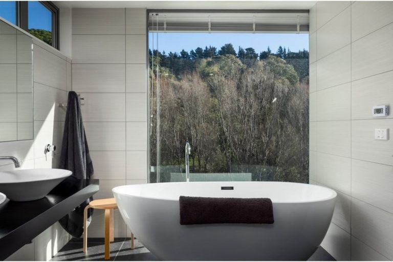 Photo of property in 1 Stonehaven Terrace, Hillsborough, Christchurch, 8022