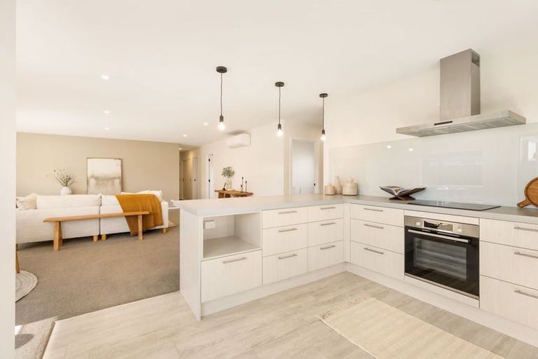 Photo of property in 10 Waddell Street, Lake Hawea, 9382