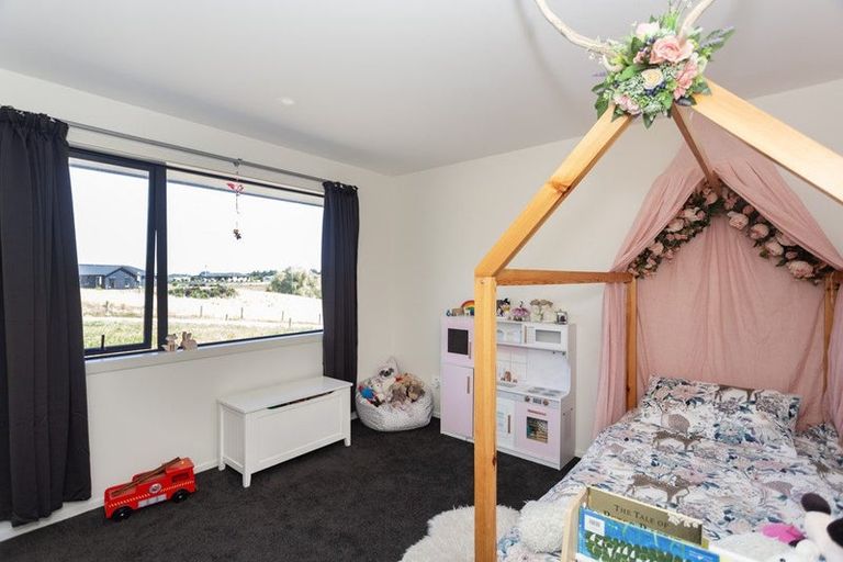 Photo of property in 405 Parsons Road, Weston, Oamaru, 9492