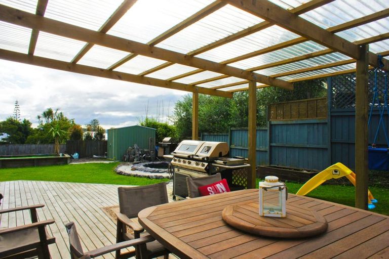 Photo of property in 7 Janome Place, Bucklands Beach, Auckland, 2014