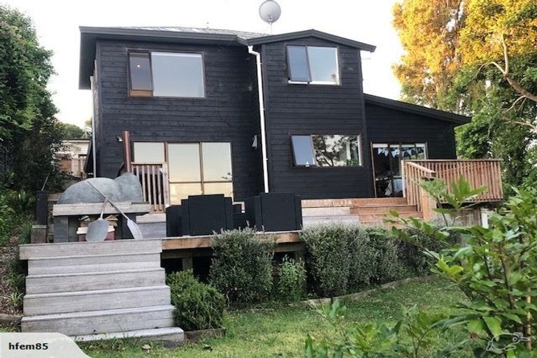 Photo of property in 75b College Road, Northcote, Auckland, 0627