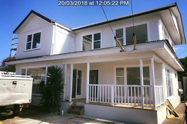 Photo of property in 1/1045 Fergusson Drive, Clouston Park, Upper Hutt, 5018