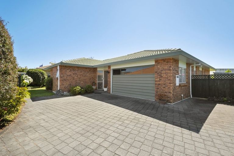 Photo of property in 25b Russley Drive, Mount Maunganui, 3116