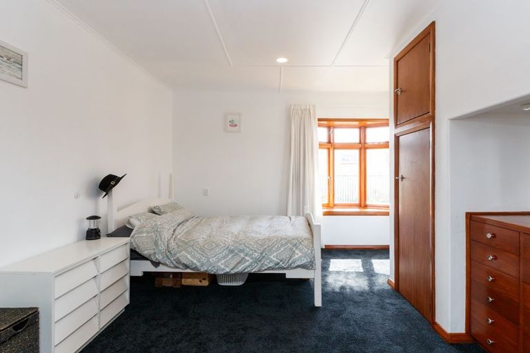 Photo of property in 231 College Street, West End, Palmerston North, 4412