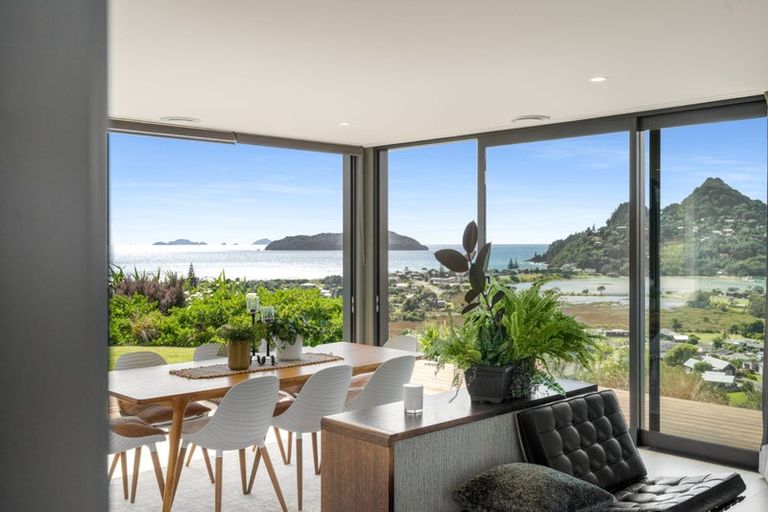 Photo of property in 7 Mason Rise, Tairua, 3508