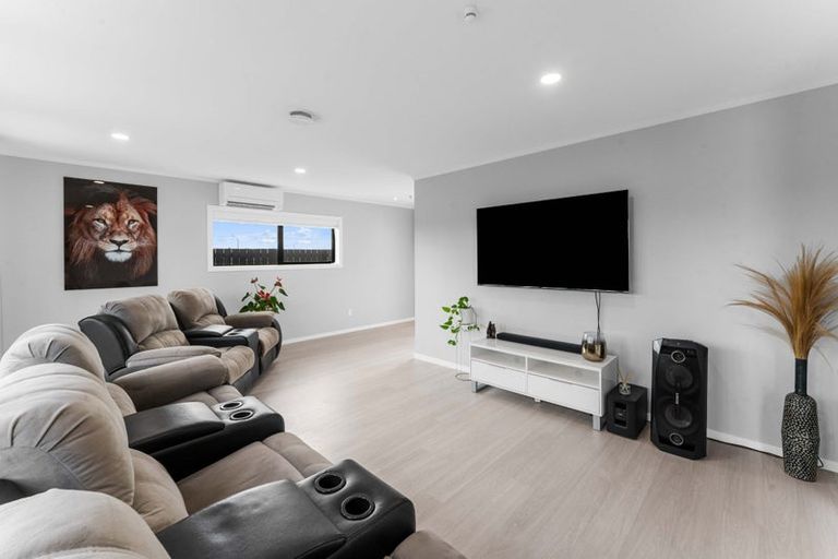 Photo of property in 11 Thoroughbred Place, Papamoa Beach, Papamoa, 3118
