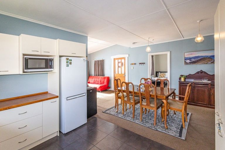 Photo of property in 21 Queen Street, Raetihi, 4632