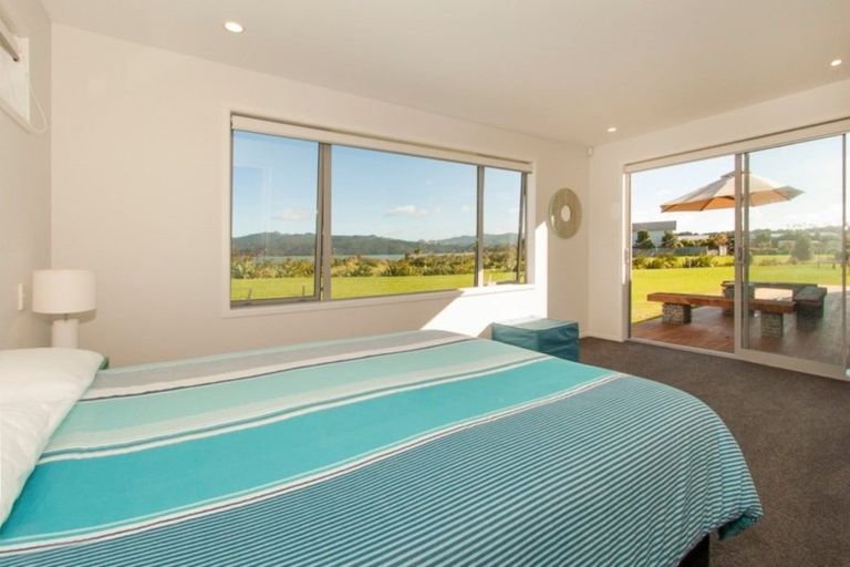 Photo of property in 104 Ti Kouka Crescent, Matarangi, Whitianga, 3592