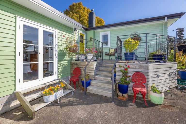 Photo of property in 69 Raeburne Street, Te Awamutu, 3800
