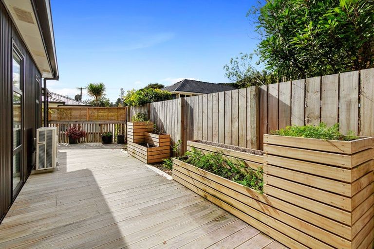 Photo of property in 18c Kairimu Street, Stokes Valley, Lower Hutt, 5019