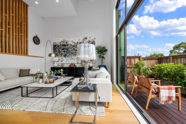 Photo of property in 2 Matau Way, Hauraki, Auckland, 0622