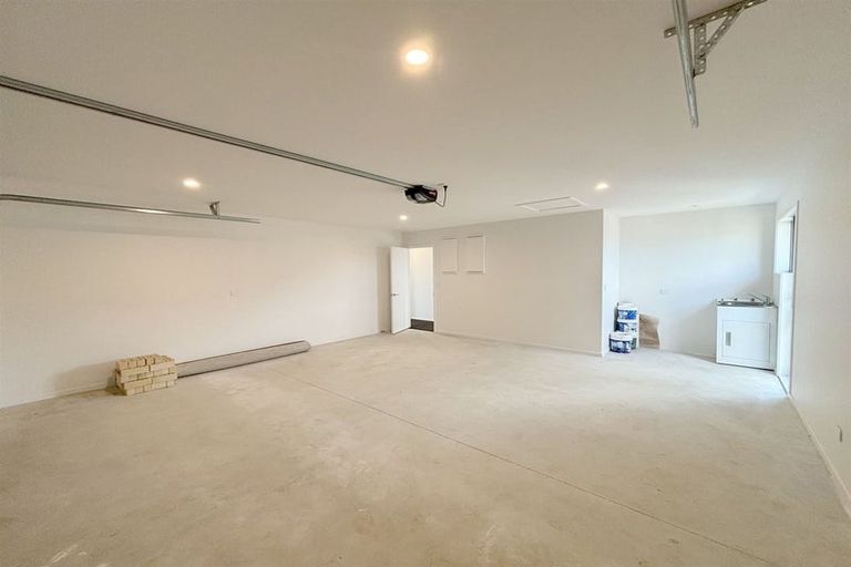 Photo of property in 30 Stackwood Avenue, Woodend, 7691