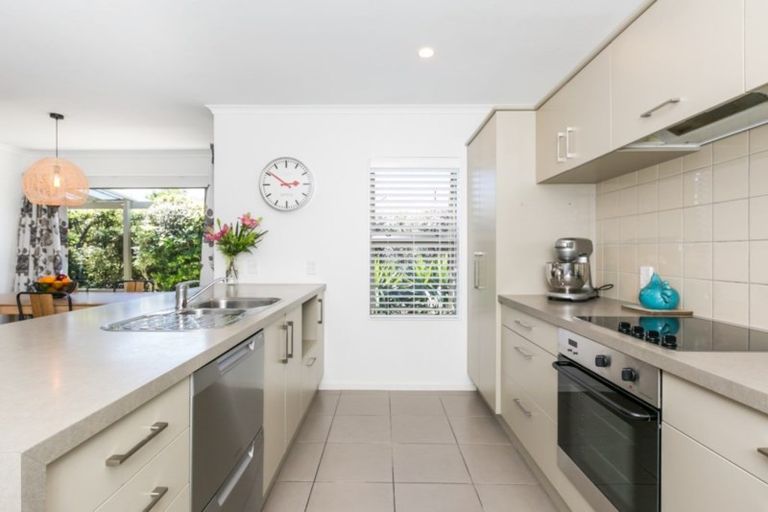 Photo of property in 4 West Place, Greenmeadows, Napier, 4112