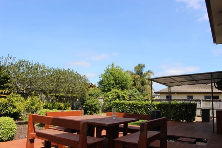 Photo of property in 17 Shalimar Place, Huntington, Hamilton, 3210