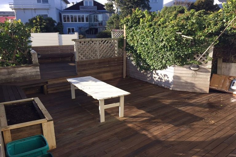 Photo of property in 57 Nairn Street, Mount Cook, Wellington, 6011