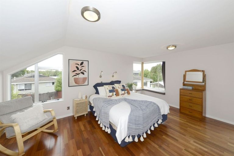 Photo of property in 5b Te Maru Place, Redwood, Christchurch, 8051